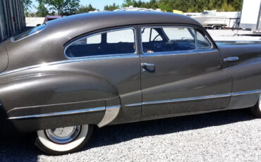 Buick-Roadmaster-Sedanette-1947-Sedan-5