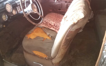 Buick-Roadmaster-Sedanette-1947-Sedan-9