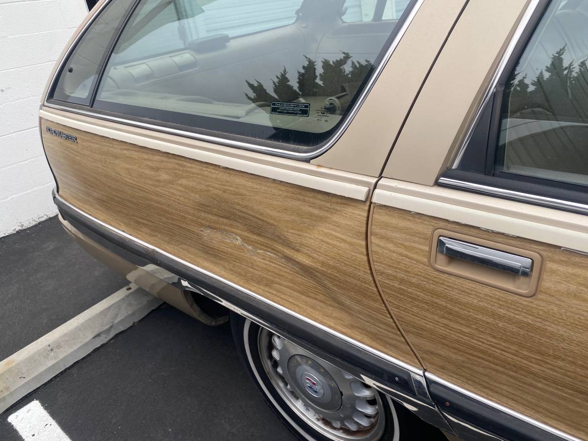 Buick-Roadmaster-estate-wagon-1995-10
