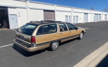 Buick-Roadmaster-estate-wagon-1995-2