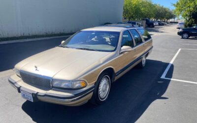 Buick Roadmaster estate wagon  1995
