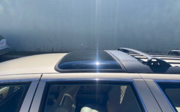 Buick-Roadmaster-estate-wagon-1995-9