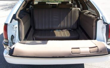 Buick-Roadmaster-estate-wagon-1995-white-7