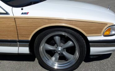 Buick-Roadmaster-estate-wagon-1995-white-8