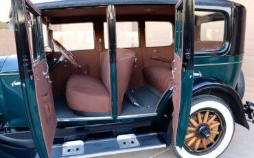 Buick-Six-Sedan-Restored-Antique-1928-Sedan-1