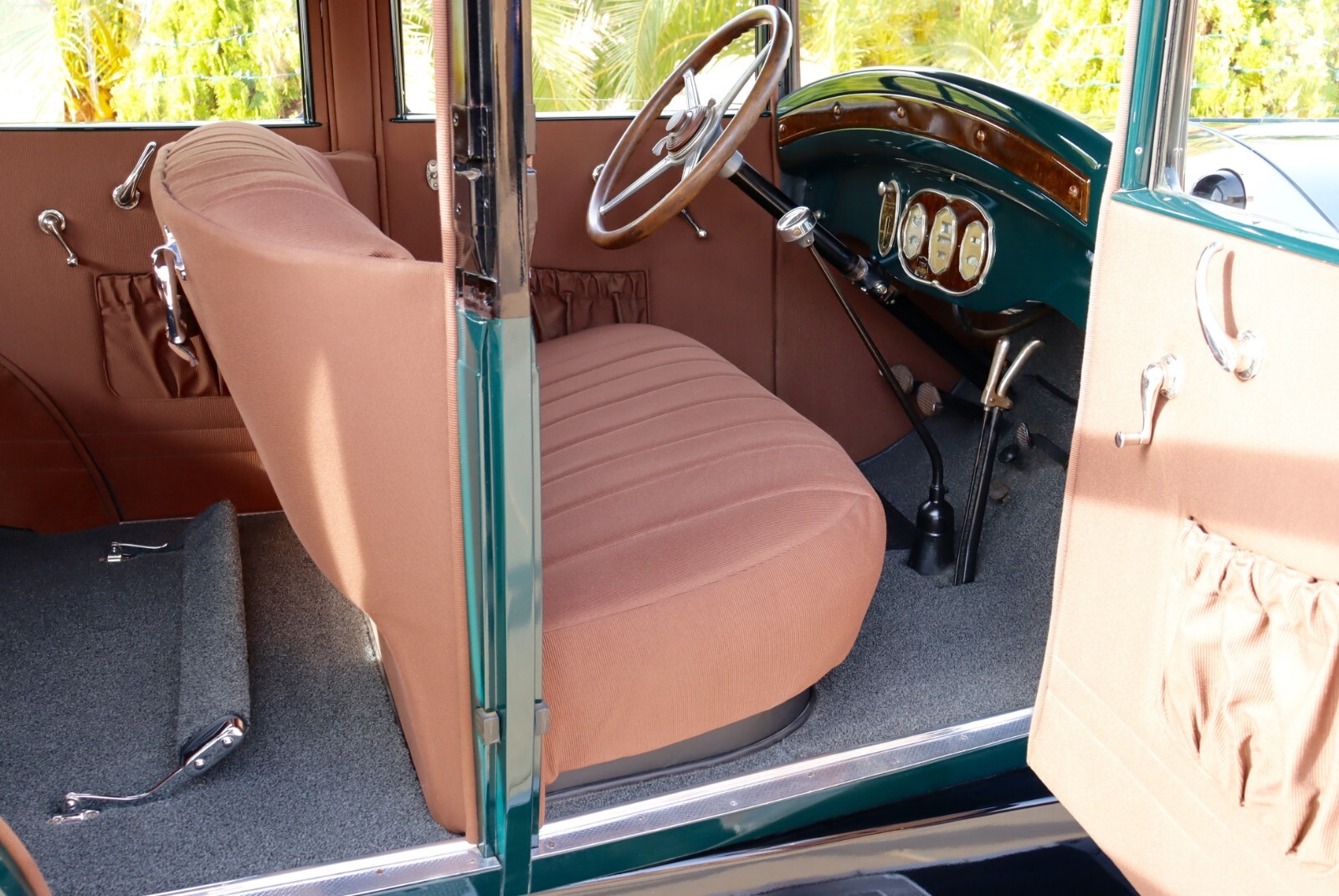 Buick-Six-Sedan-Restored-Antique-1928-Sedan-10