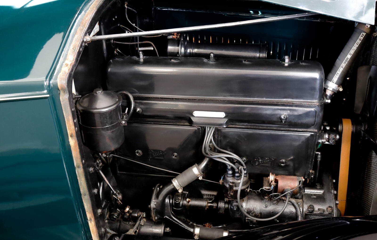 Buick-Six-Sedan-Restored-Antique-1928-Sedan-12