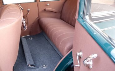 Buick-Six-Sedan-Restored-Antique-1928-Sedan-2