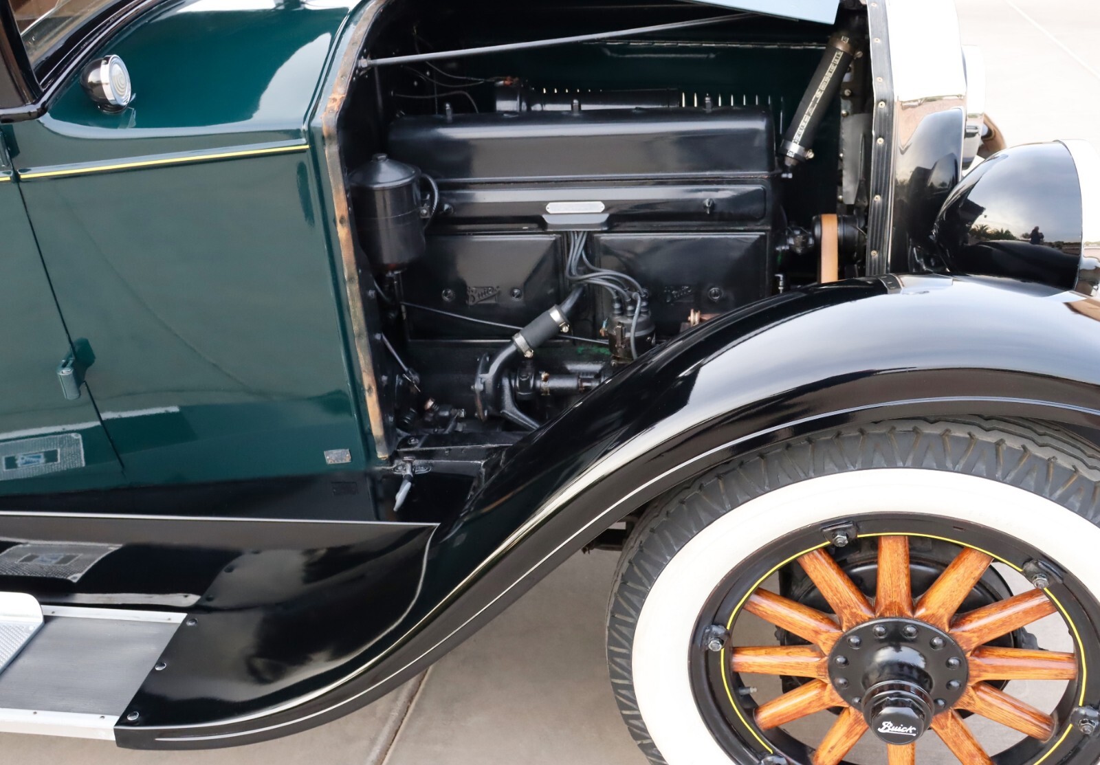 Buick-Six-Sedan-Restored-Antique-1928-Sedan-27