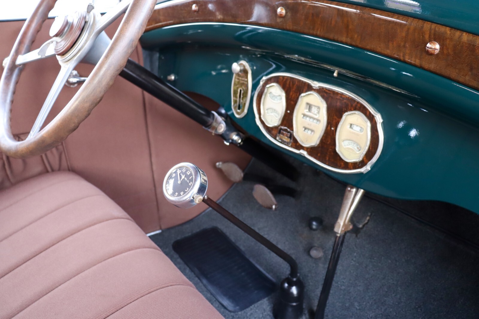 Buick-Six-Sedan-Restored-Antique-1928-Sedan-5