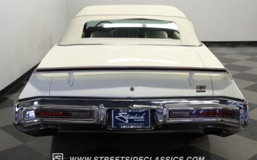 Buick-Skylark-1971-Convertible-8