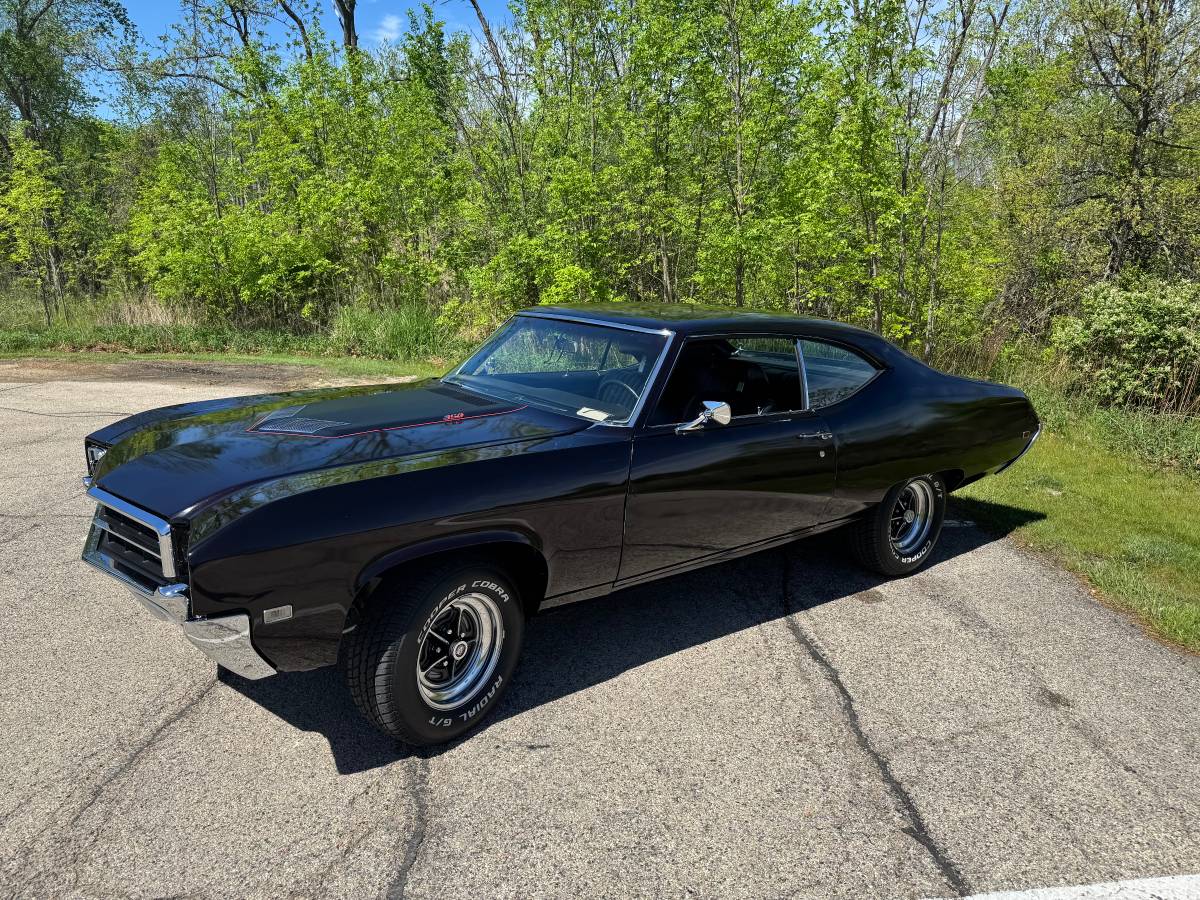 Buick-Skylark-gs-clone-1969-custom