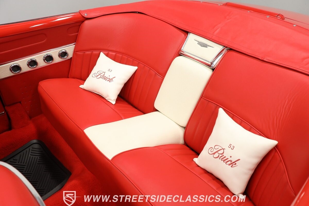 Buick-Special-1953-Convertible-39