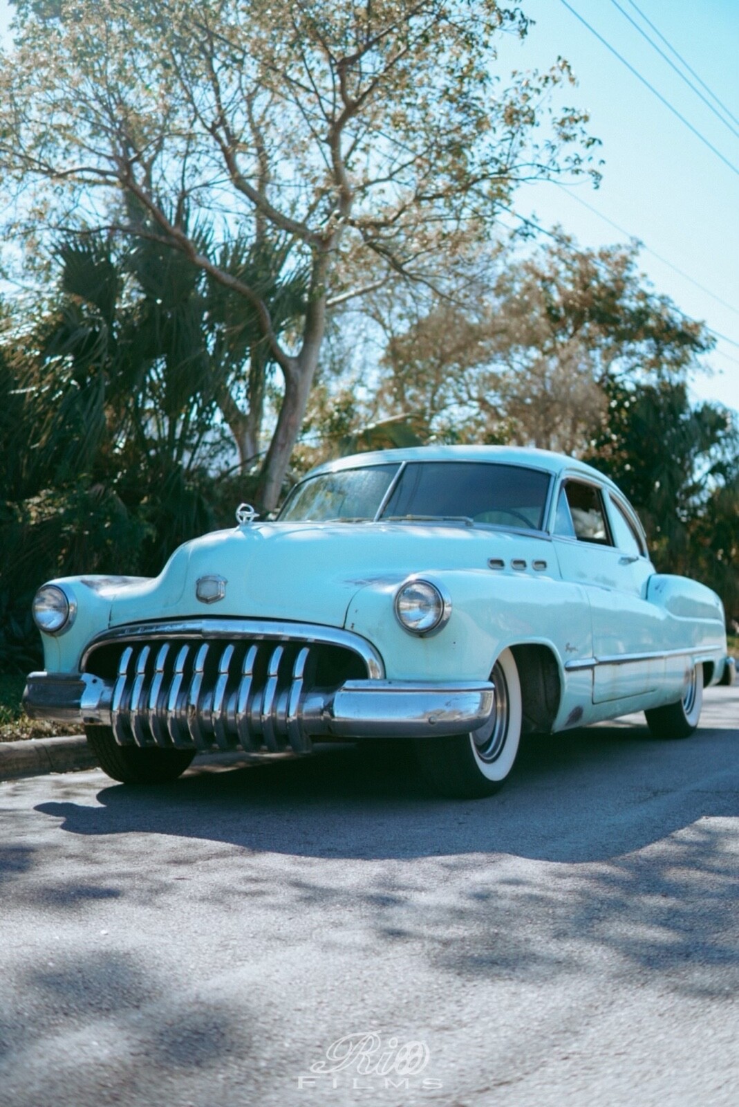 Buick-Super-1950-Hatchback-1