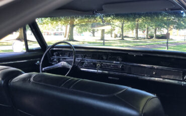 Buick-Wildcat-1966-Coupe-12