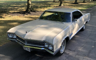 Buick-Wildcat-1966-Coupe-21
