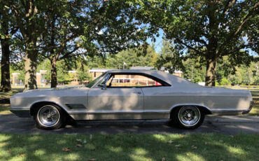Buick-Wildcat-1966-Coupe-5