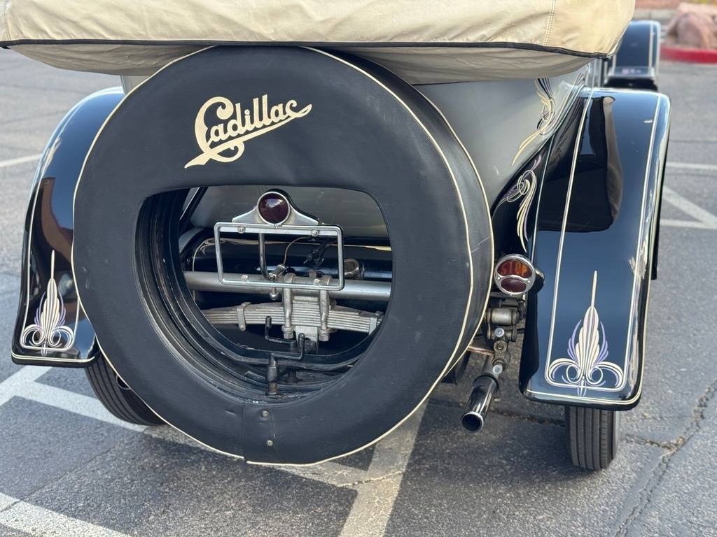 Cadillac-55-phaeton-1917-silver-2