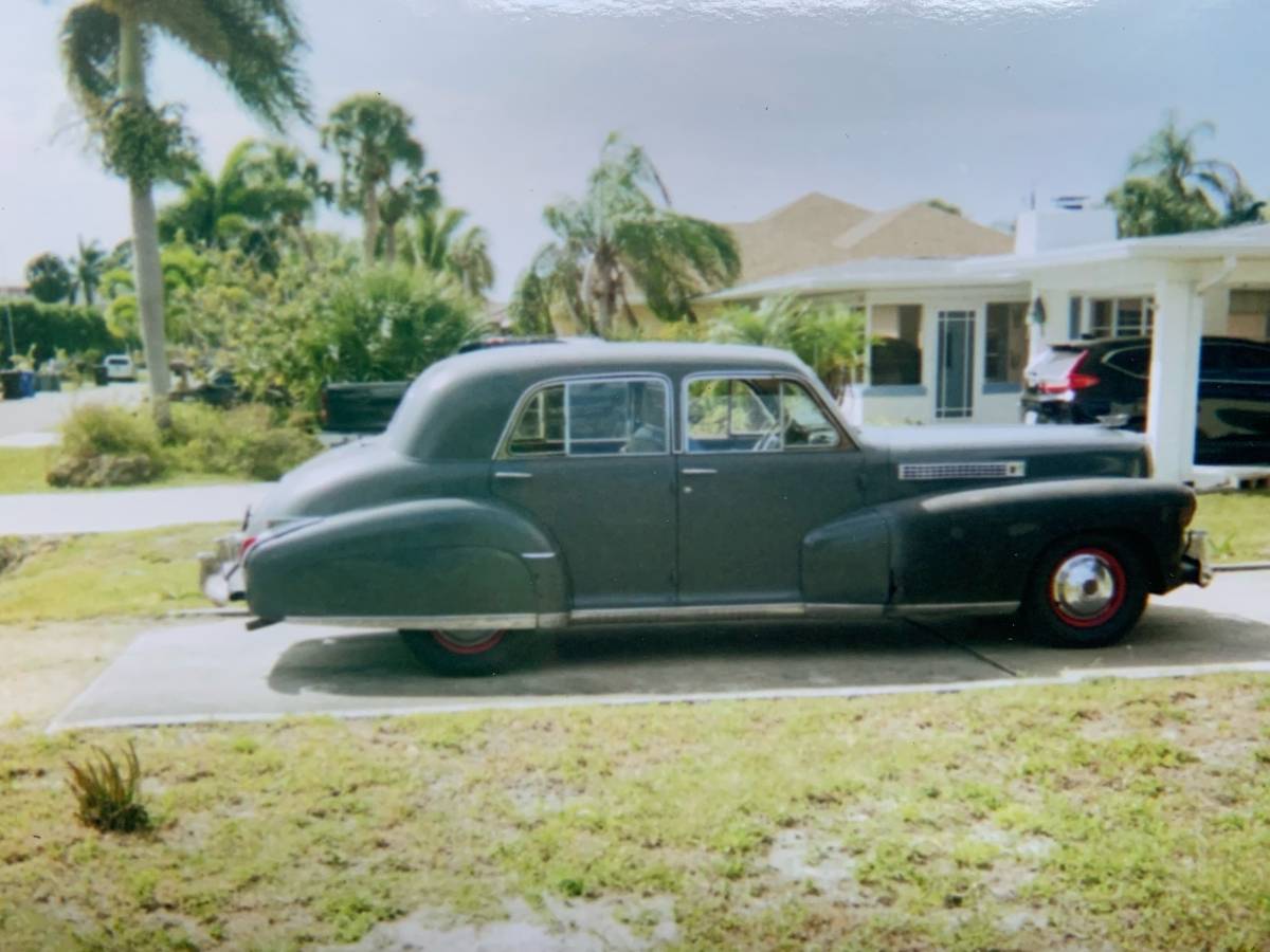 Cadillac-60-special-1941-4