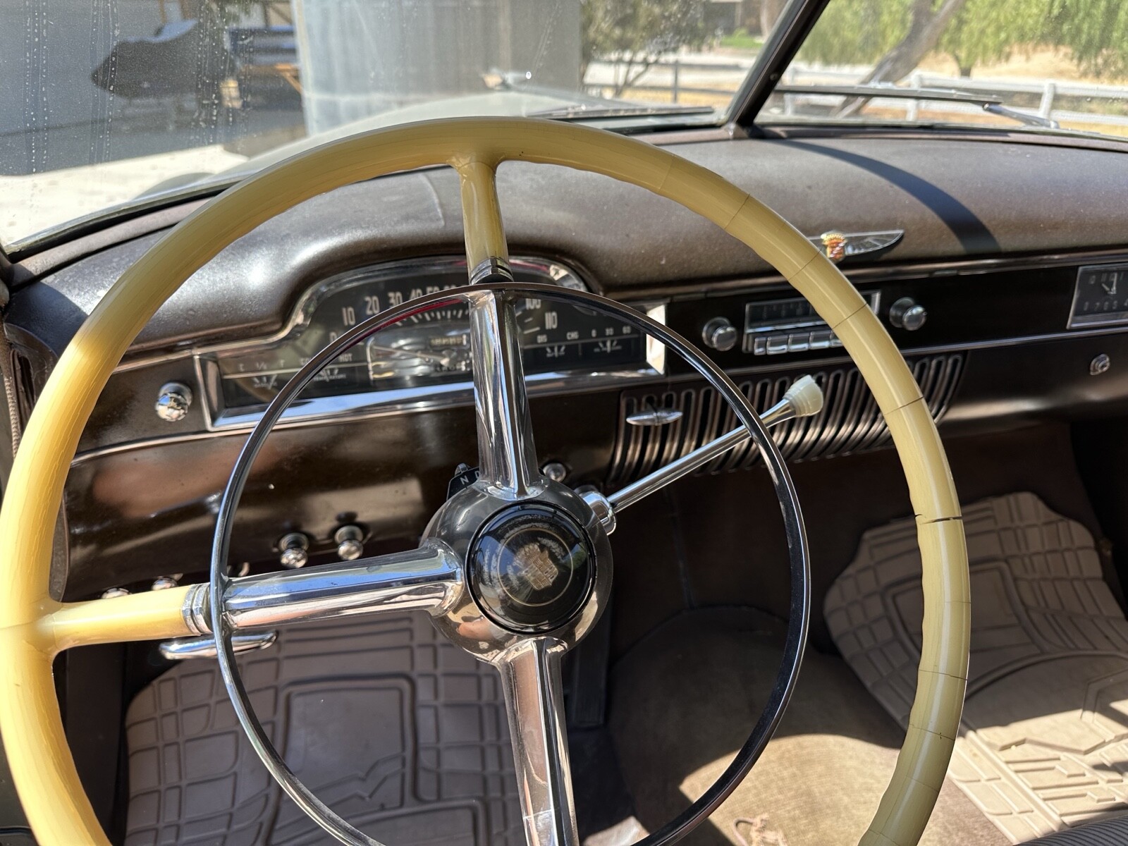 Cadillac-61-1949-8