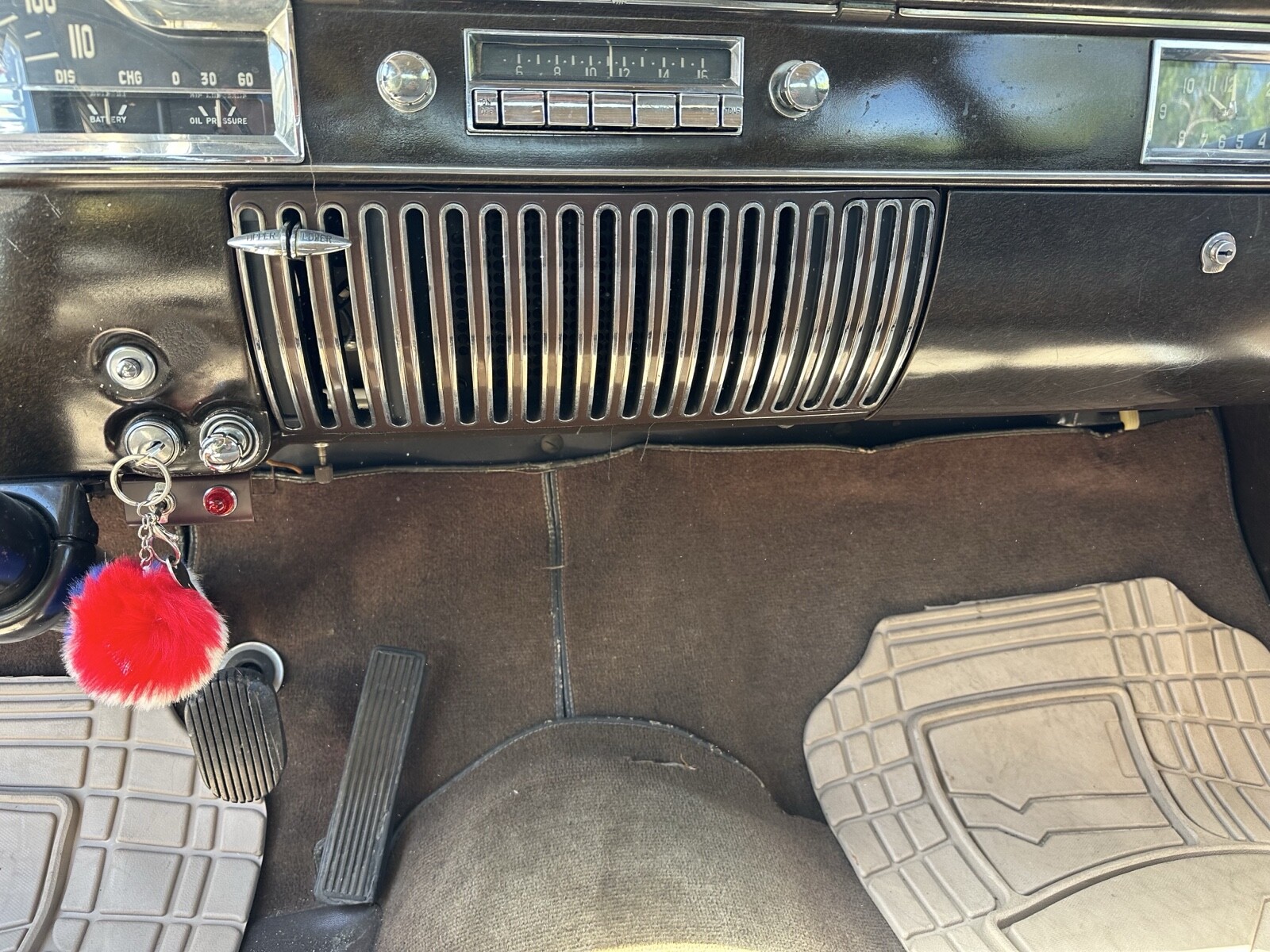 Cadillac-61-1949-9