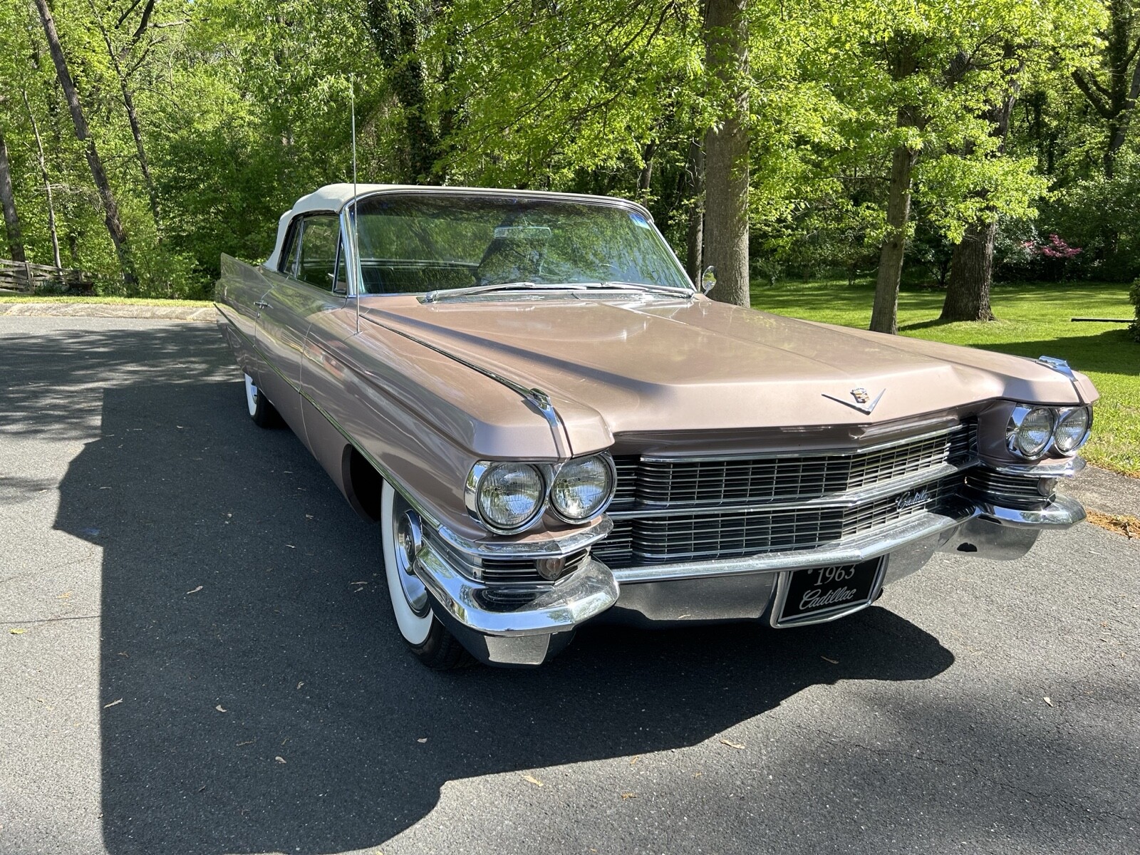 Cadillac-62-Convertible-1963-Convertible-10