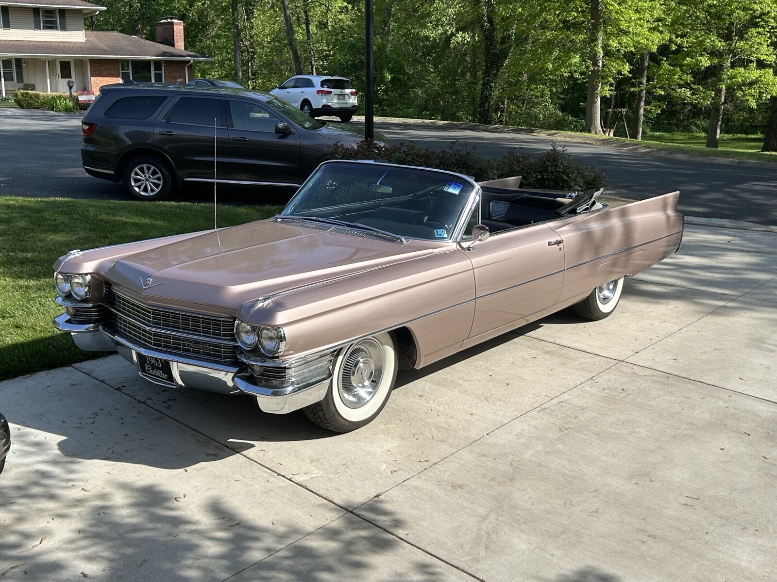 Cadillac-62-Convertible-1963-Convertible-13