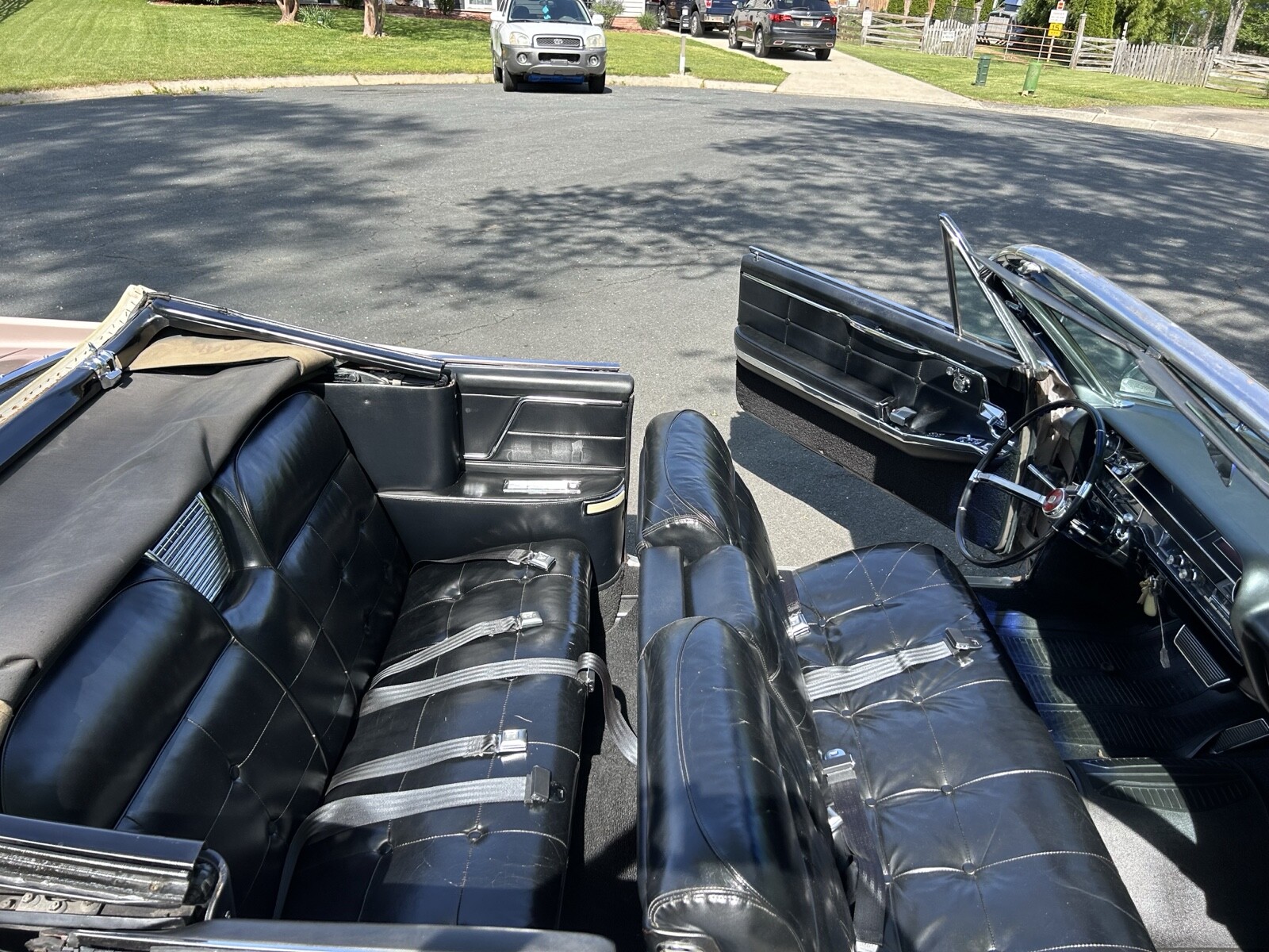 Cadillac-62-Convertible-1963-Convertible-17