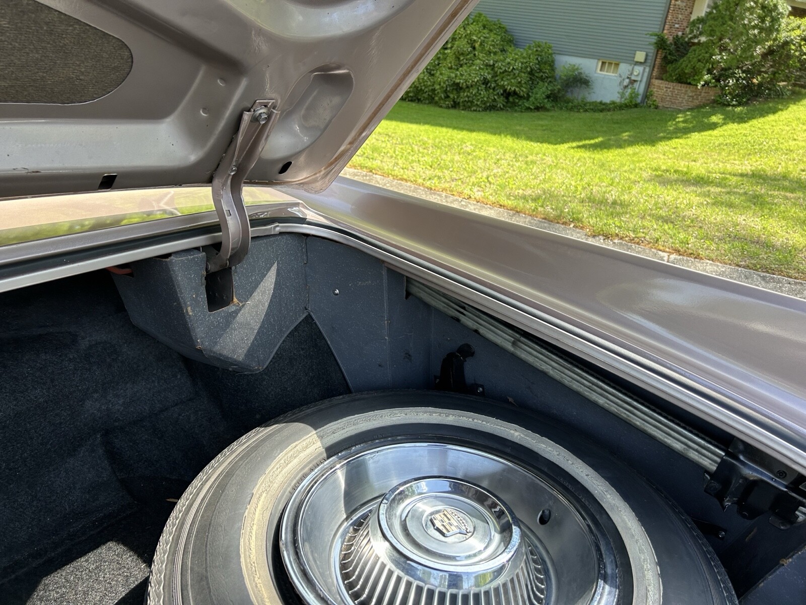 Cadillac-62-Convertible-1963-Convertible-29