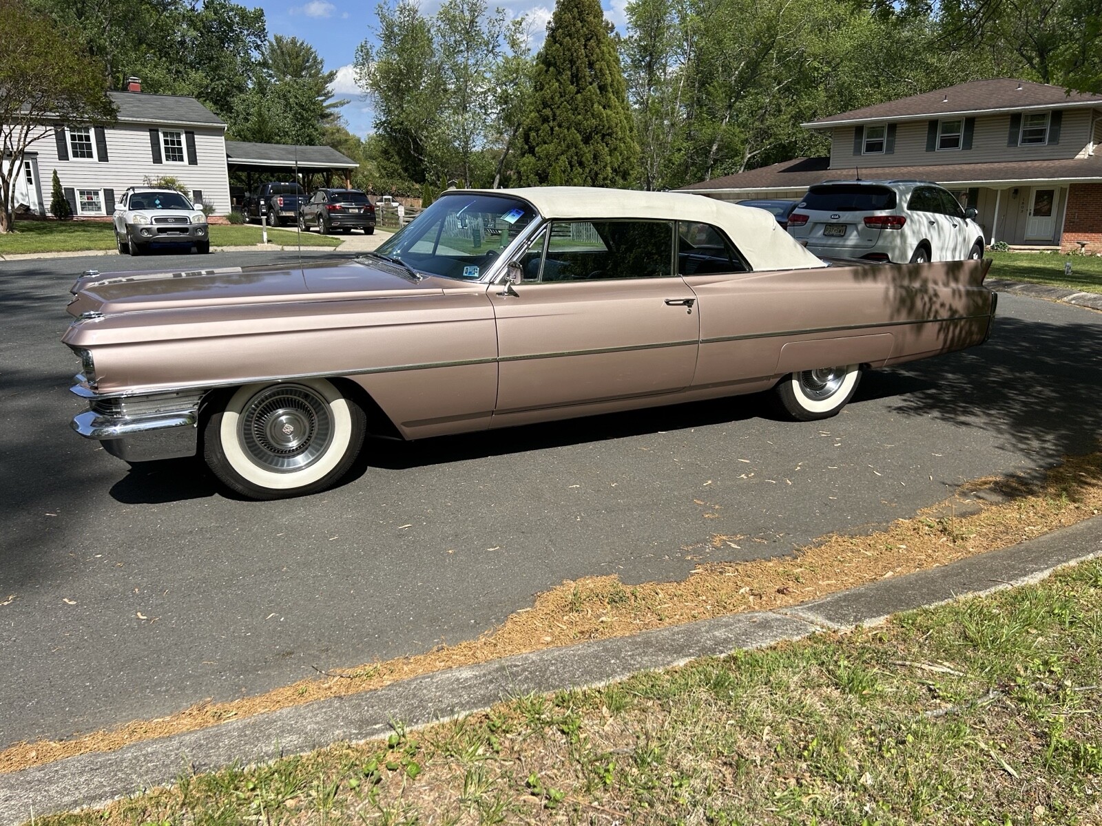 Cadillac-62-Convertible-1963-Convertible-3
