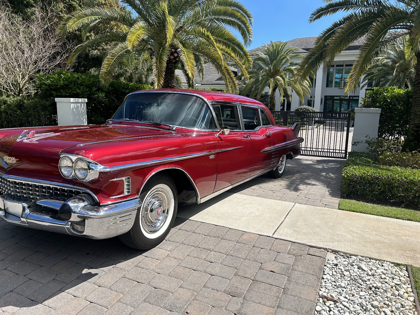 Cadillac-62-Sedan-1958-8