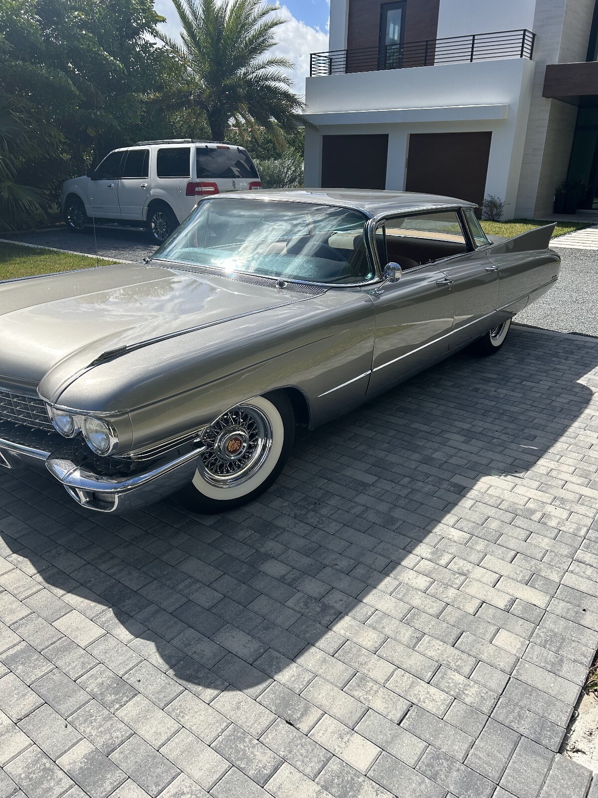 Cadillac-62-Sedan-1960-1