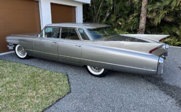 Cadillac-62-Sedan-1960-2