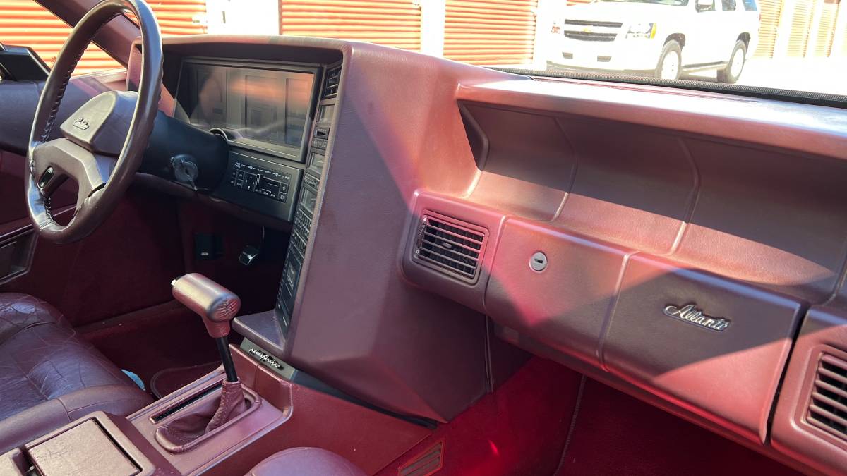 Cadillac-Allante-1987-10