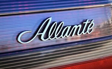 Cadillac-Allante-1987-23