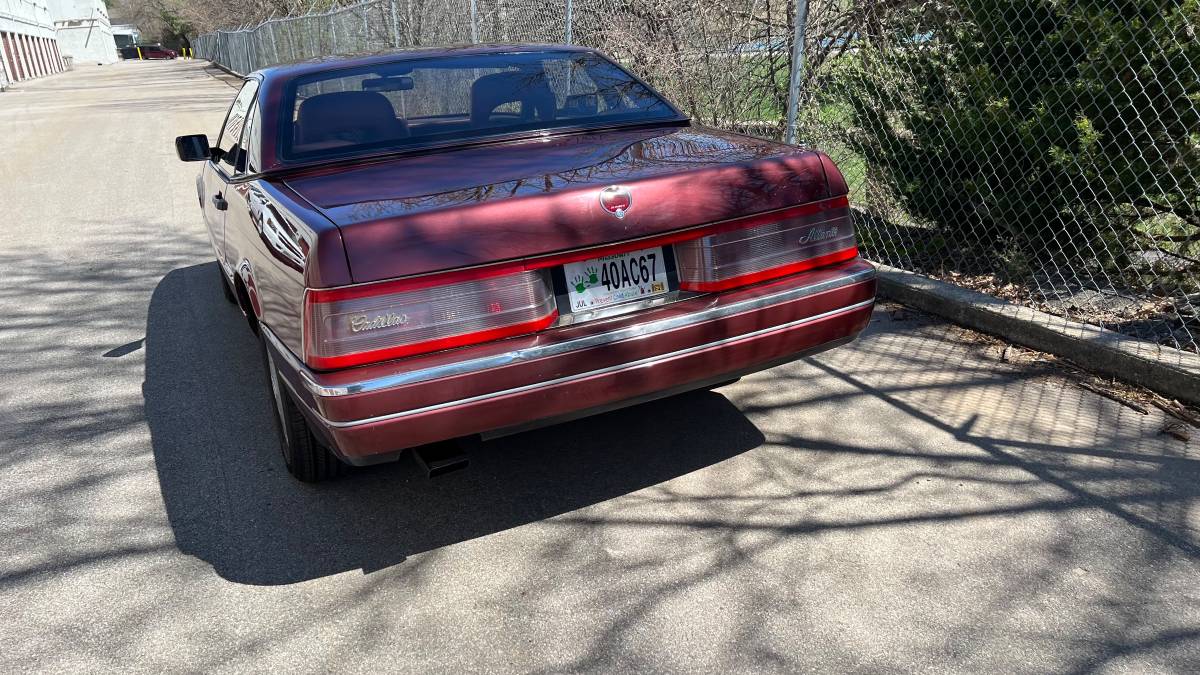 Cadillac-Allante-1987-7