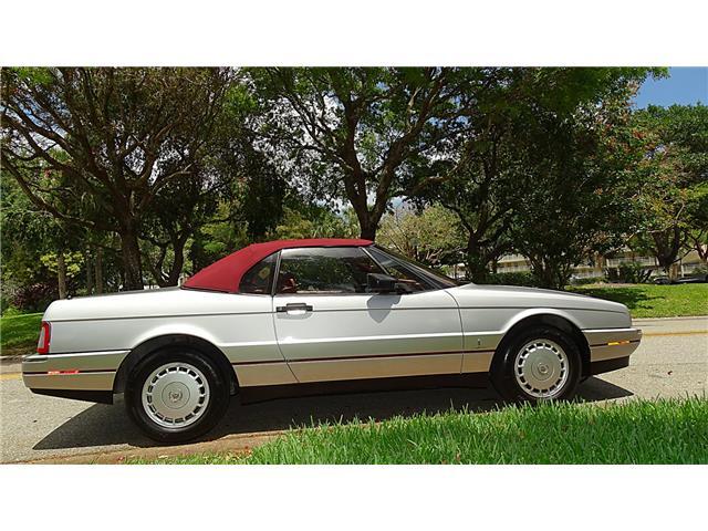 Cadillac-Allante-1988-CONVERTIBLE-3