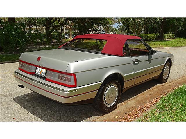 Cadillac-Allante-1988-CONVERTIBLE-4