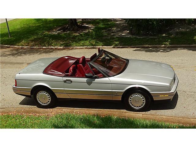 Cadillac-Allante-1988-CONVERTIBLE-9