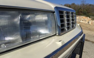 Cadillac-Allante-1989-custom-15