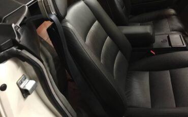 Cadillac-Allante-1989-custom-22