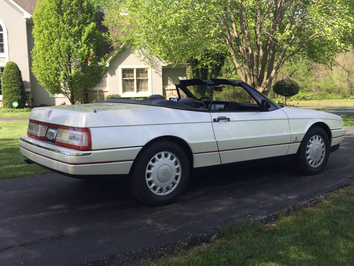 Cadillac-Allante-1989-custom