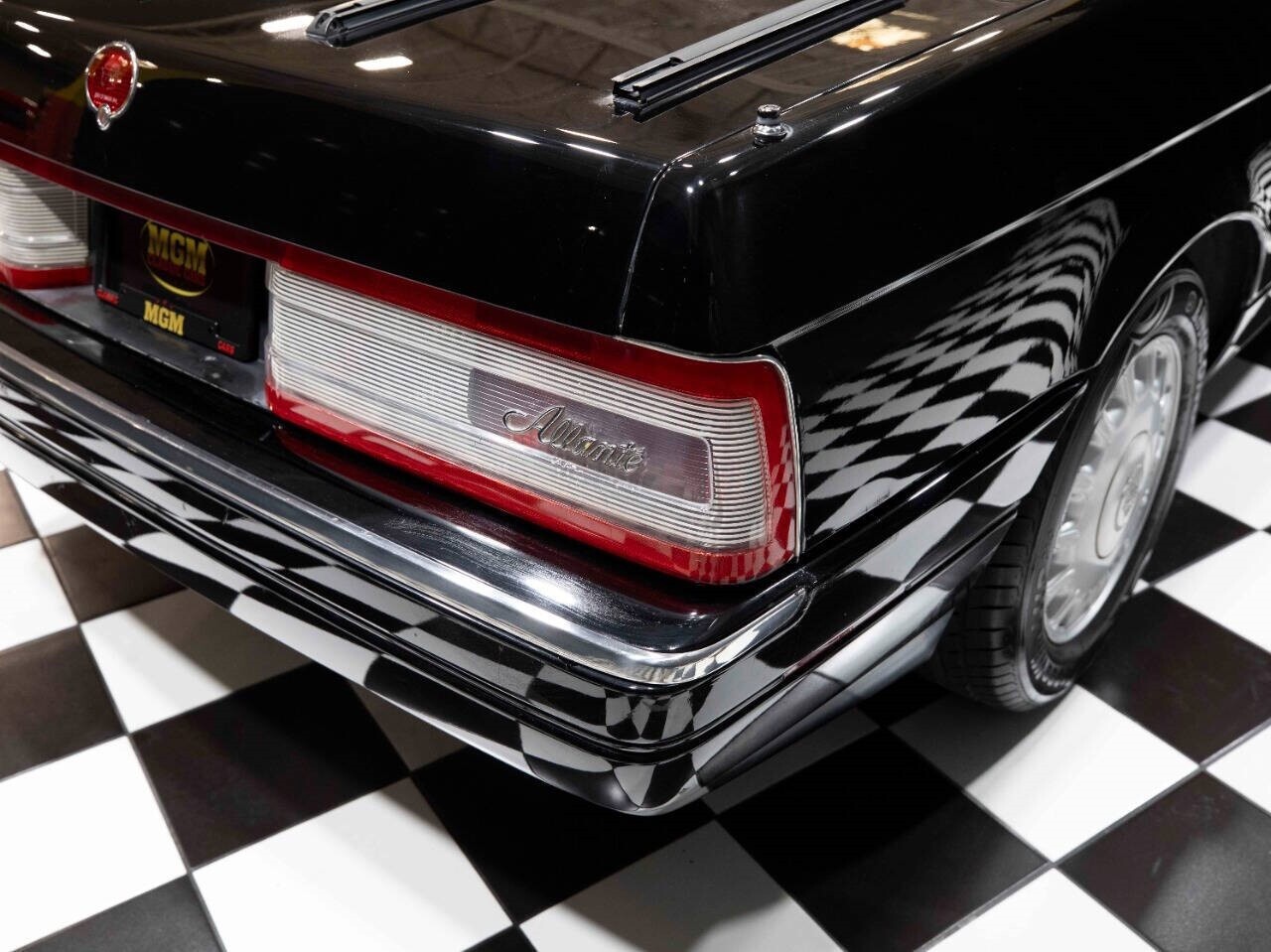 Cadillac-Allante-1992-Convertible-18
