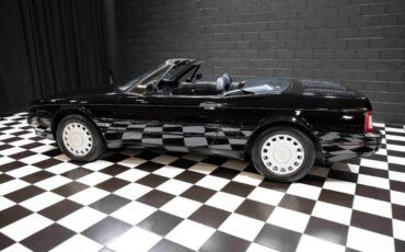 Cadillac-Allante-1992-Convertible-25