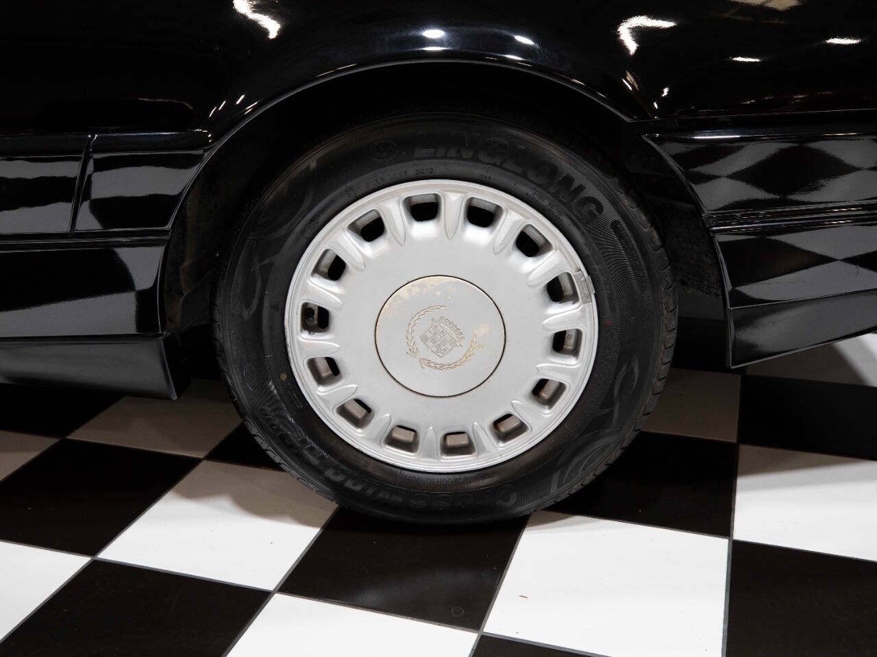 Cadillac-Allante-1992-Convertible-26