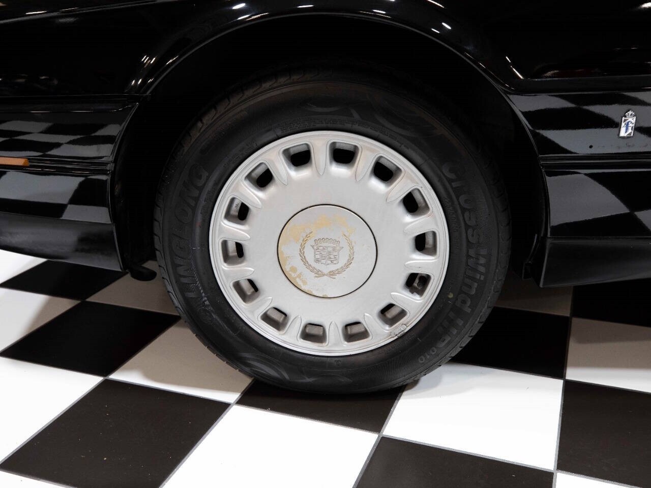 Cadillac-Allante-1992-Convertible-27