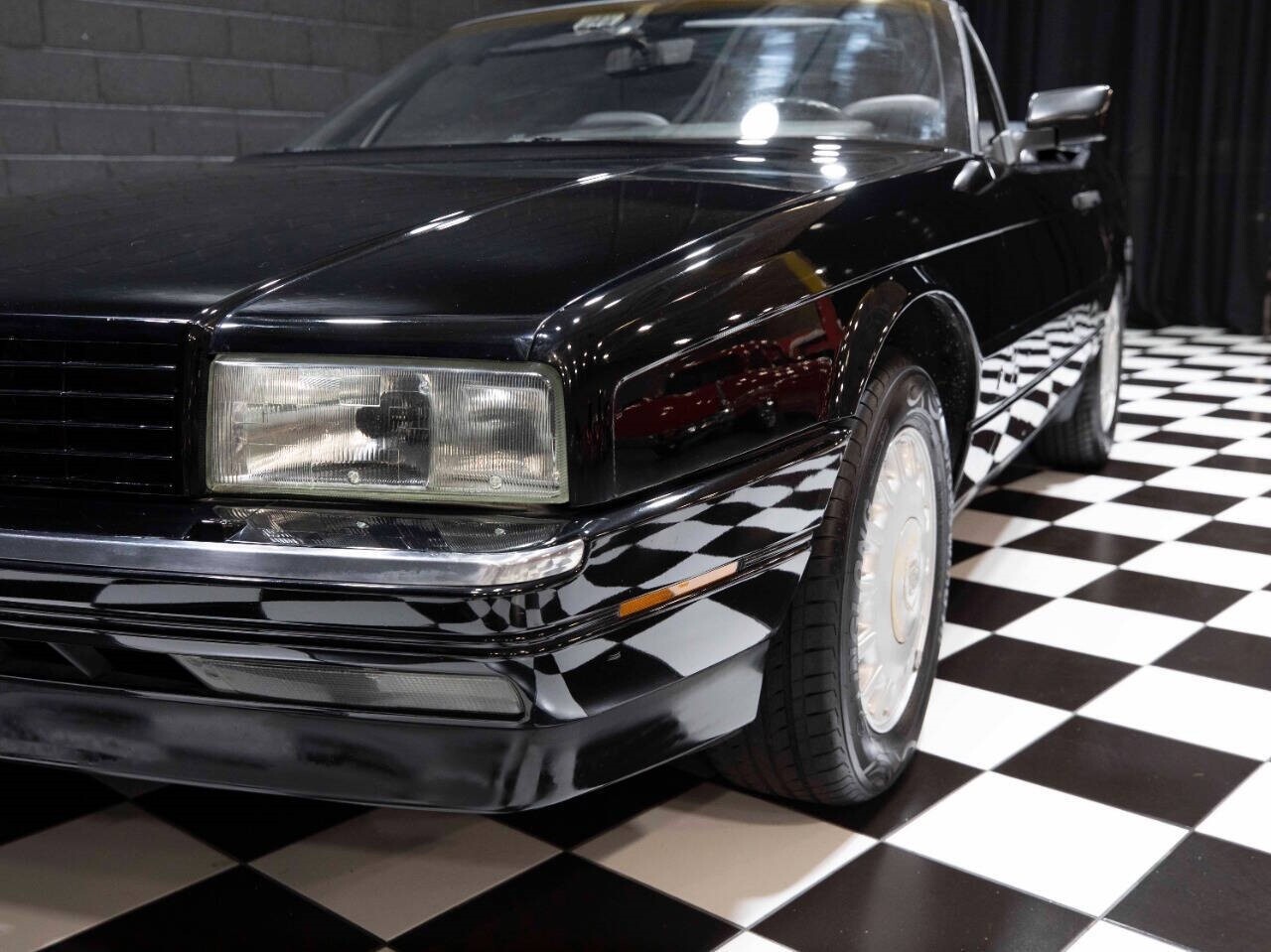 Cadillac-Allante-1992-Convertible-9