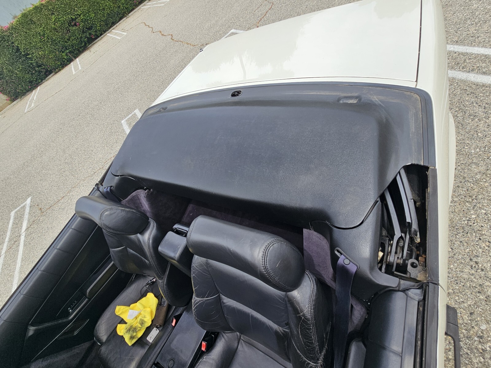 Cadillac-Allante-1993-12