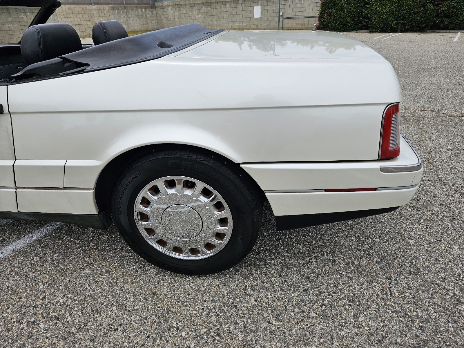 Cadillac-Allante-1993-15