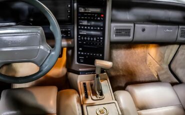 Cadillac-Allante-1993-Convertible-10